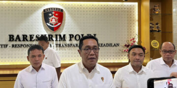 Bareskrim Panggil Kades Kohod Sebagai Tersangka Kasus Pagar Laut Tangerang