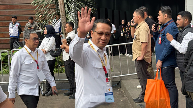 Menkum Supratman Berdialog dengan Mahasiswa Trisakti soal Revisi UU TNI