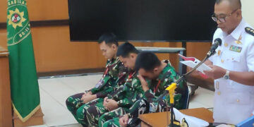 Tangis Anggota TNI Penembak Bos Rental: Saya Punya Anak Kecil, Mohon Vonis Adil