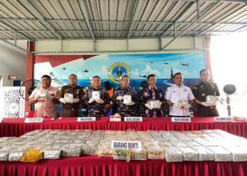 TNI AL Gagalkan Penyelundupan 100 Kg Sabu di Aceh Utara