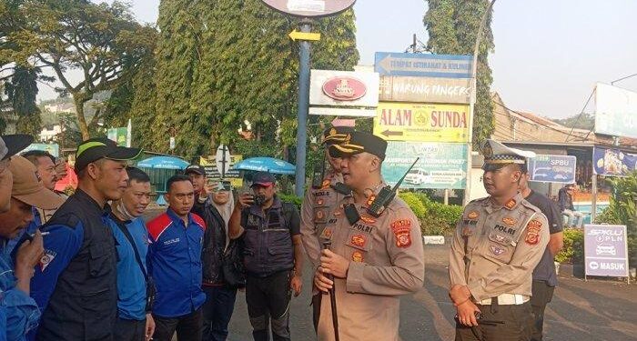 741 Personel Polres Cimahi Kawal Serikat Buruh ke Jakarta