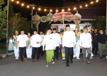 Cahaya Obor Terangi Palangka Raya di Malam 1 Muharram 1447 H