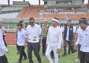 Gubernur Jawa barat Tinjau kesiapan stadion SiJalak Harupat