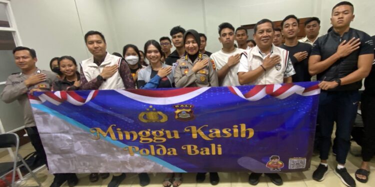 Ditbinmas Bersama Ditressiber Polda Bali Gelar Program Minggu Kasih