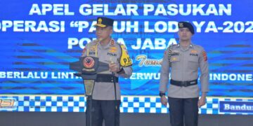 *Kapolda Jabar Pimpin Apel Gelar Pasukan Operasi Patuh Lodaya 2025, Ribuan Personel Disiagakan Untuk Wujudkan Ketertiban Lalu Lintas*