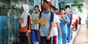 323 Peserta Didik Baru Mengikuti MPLS Di SMPN 216