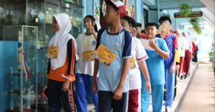 323 Peserta Didik Baru Mengikuti MPLS Di SMPN 216