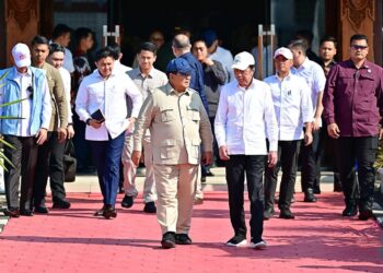 Presiden Prabowo Subianto Bertolak Kembali Ke Jakarta Diantar Oleh Presiden ke – 7 Joko Widodo