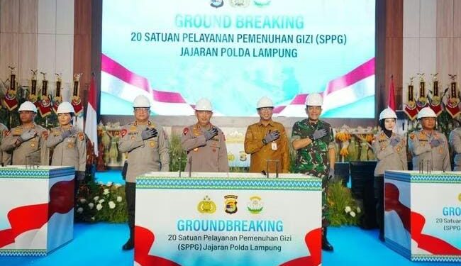 Komitmen Dukung Program Makan Bergizi Gratis (MBG), Kapolri Groundbreaking 20 SPPG di Lampung