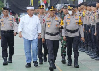 Sekda Jabar Dampingi Kapolda Jabar Gelar Personel Gabungan TNI – Polri Pengamanan Piala Presiden 2025.