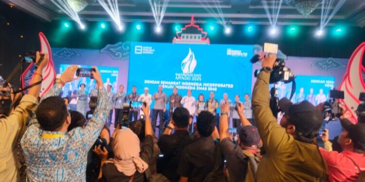 *Gubernur Jabar : Rakerkonas APINDO Penting untuk Sinkronisasi*