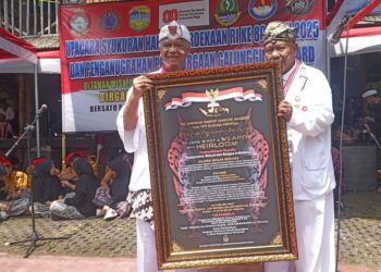 Forum Silaturahmi Sunda Sabuana  FS3 Memberi Anugerah Kepada 30 Tokoh , Adat Dan Budaya Dalam Rangka HUT RI Ke- 80