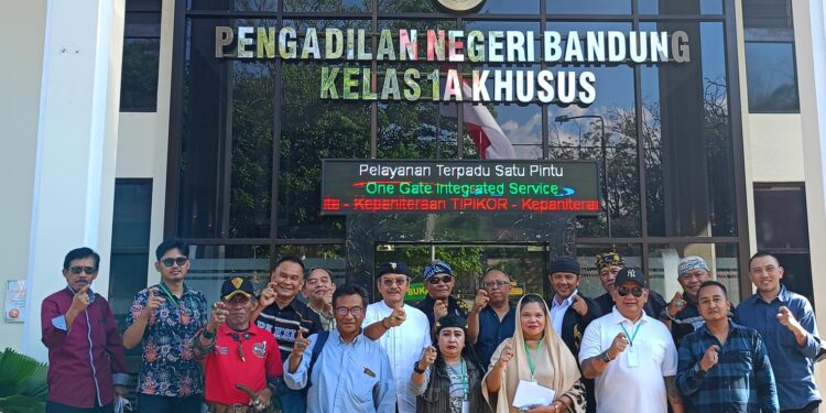 Sidang Lanjutan Gugatan Class Action Masyarakat Sunda, Disbudpar dan DPRD Propinsi Jabar Tetap Menganggap Pusaka Kujang Sebagai Senjata !