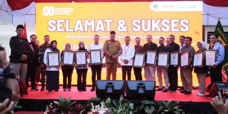 Dari Cibinong untuk Warga: 80 Jam Nonstop, Rekor Baru Pelayanan Publik di Bogor