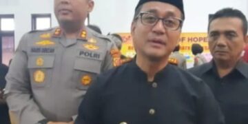 Bupati Tasikmalaya Akan Membuat Surat Edaran Terkait Penggunaan Gadget/ HP Pada Anak – Anak