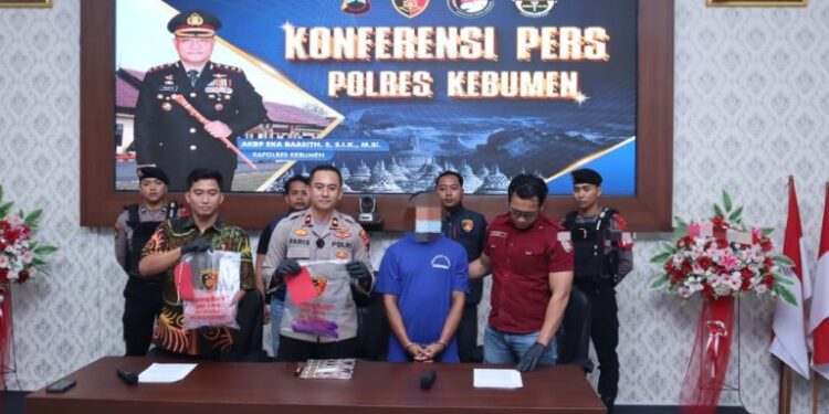 Polres Kebumen Gelar Konferensi PersTerkait Ayah Tiri Tersangka Kekerasan Seksual Pada Anak
