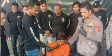 Polres Cimahi Gelar Konferensi Pers Pembunuh Wanita Paruh Baya Di Cimahi Selatan Terungkap