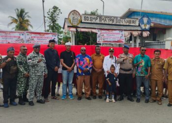 “Lapor Pak Presiden RI, Tembus Pak Gubernur Papua Tengah. ; Siswa/Siswi SD, SMP, SMA YPBI Sion Samabusa Nabire Bentangkan Bendera Merah Putih Sepanjang 80 Meter.