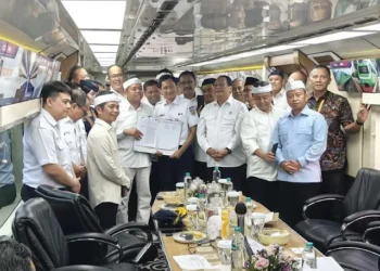KAI Dan Jabar Sepakat Kereta Api Dengan Nama ” Jaka Lalana ” Dan ” Kilat Pajajaran “