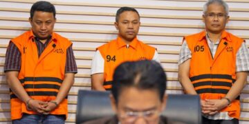 KPK Menahan Gubernur Riau Abdul Wahid Beserta Kepala Dinas PUPR Dan Tenaga Ahli Gubernur