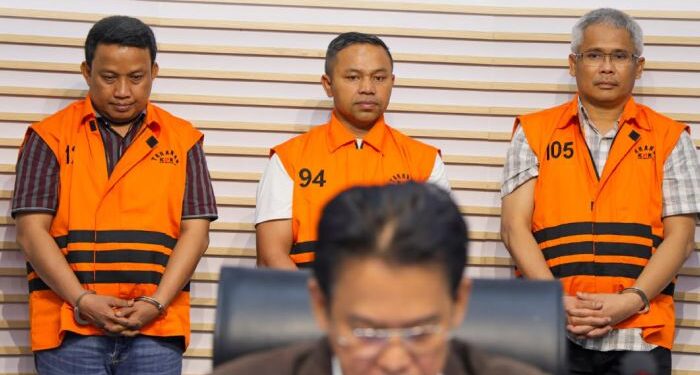 KPK Menahan Gubernur Riau Abdul Wahid Beserta Kepala Dinas PUPR Dan Tenaga Ahli Gubernur