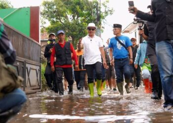 Bupati Kab.Bandung DS ,Tinjau Lokasi Banjir di Bojongsoang Dan Baleendah, Dipastikan Penanganan Cepat Dan Tepat