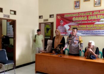 Polsek Jalan Cagak Mengadakan konferensi Pers Hasil Operasi Pengkapan Para Pelaku Tawuran Antar Pelajar 