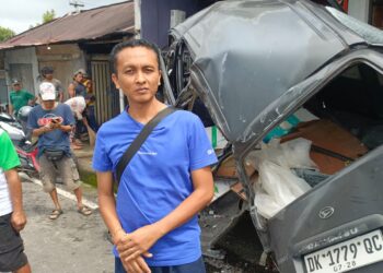 Terjadi Laka Lantas Di Buleleng Bali Yang Mengakibatkan Mobil Ringsek