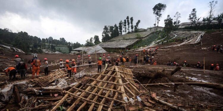 Pakar ITB Angkat Bicara Soal Penyebab Longsor di Cisarua Bandung Barat