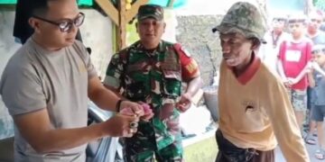Penjual Es Jadul Diamankan Anggota TNI – Polri Diduga Menjual Makanan Berbahaya Bagi Anak-Anak