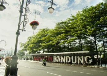 Kota Bandung Wisatawan Capai 4,5 Juta Saat Nataru 2025 ,Hotel di Pusat Destinasi Tembus 100%