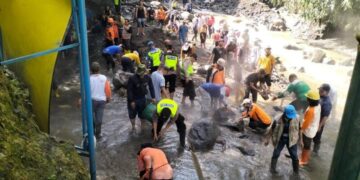 Wisata Guci Tegal Kembali Terjadi Banjir Bandang ,3 Jembatan Putus Akses Lumpuh Total
