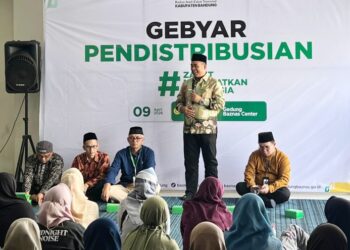 Kabupaten Bandung Melalui BAZNAS Distribusikan Bantuan Non-ZIS Untuk Pendidikan