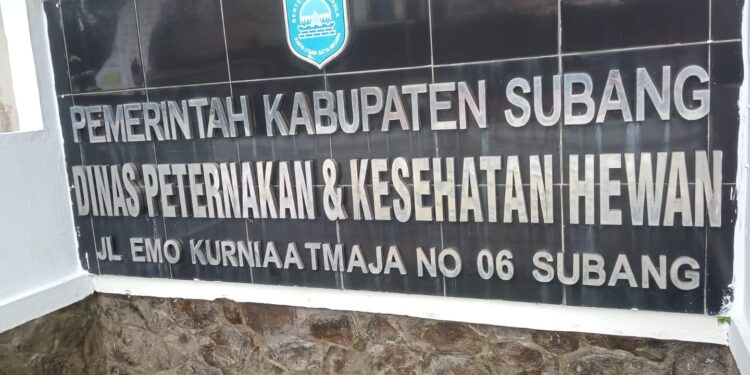 Di Duga Dapat Perlindungan Dari Oknum Dinas Terkait,Usaha Ternak Sapi Susu Perah melenggang 10 Tahun Tanpa Ijin Usaha