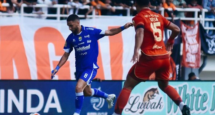Persib Berhasil Meraih Kemenangan 1-2 Dalam Laga Melawan Persija Di Stadion Segiri, Samarinda
