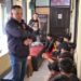 Kapolsek Bojongsoang Kompol Undi Kurnia Memperlihatkan 15 Terduga Pelaku Pencurian Dengan Kekerasan