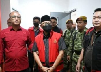 Wakil Bupati dan Plt Sekwan Indramayu ditahan KEJATI Jabar, Dugaan Korupsi Tunjangan DPRD Indramayu Rp18,79 Miliar